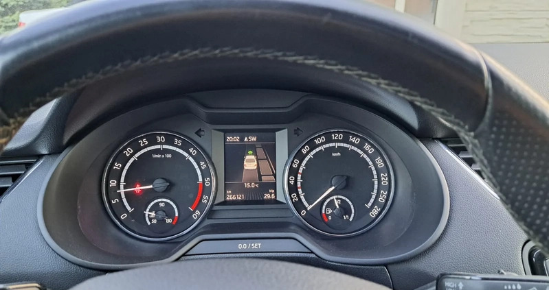 Skoda Octavia cena 51900 przebieg: 266000, rok produkcji 2014 z Skórcz małe 407
